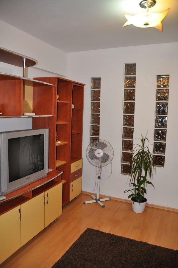 Mario Apartments Решица Экстерьер фото