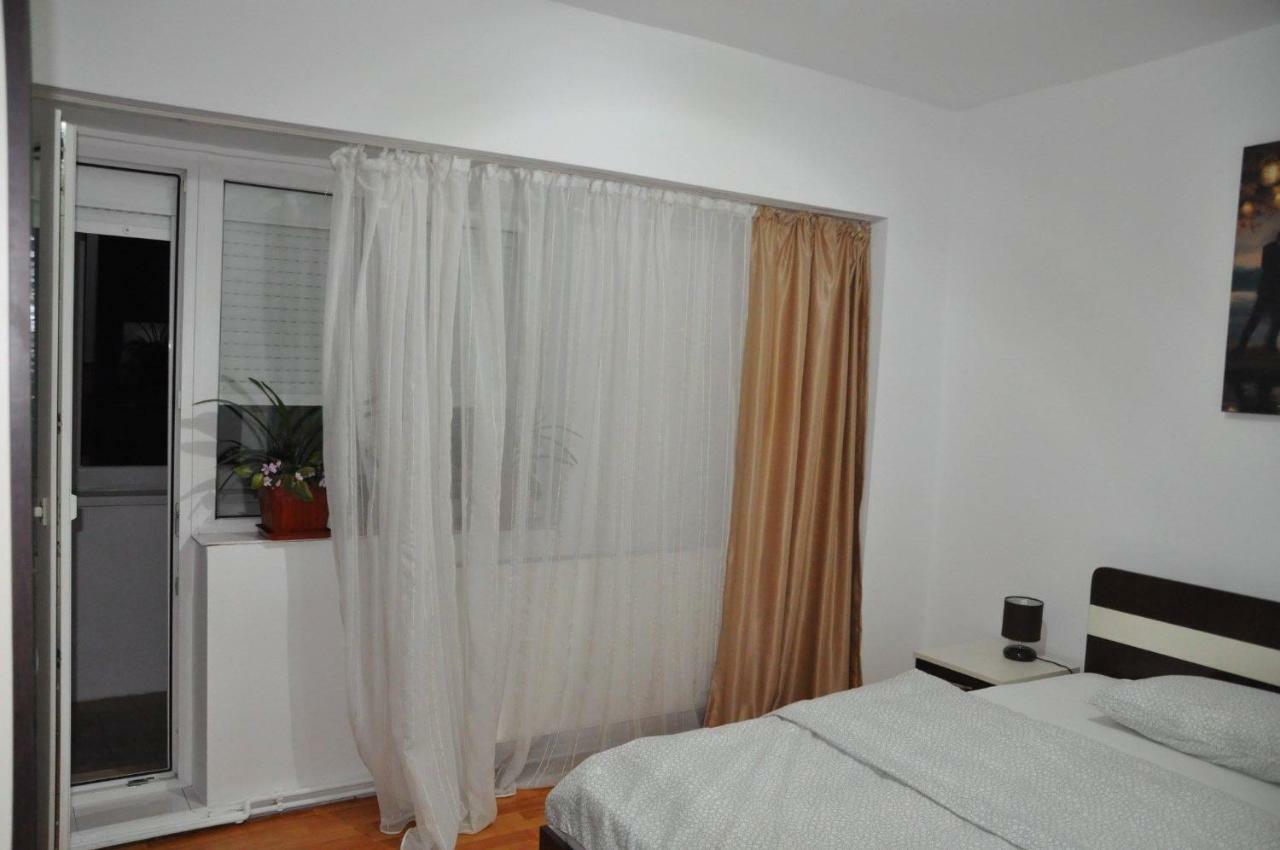 Mario Apartments Решица Экстерьер фото